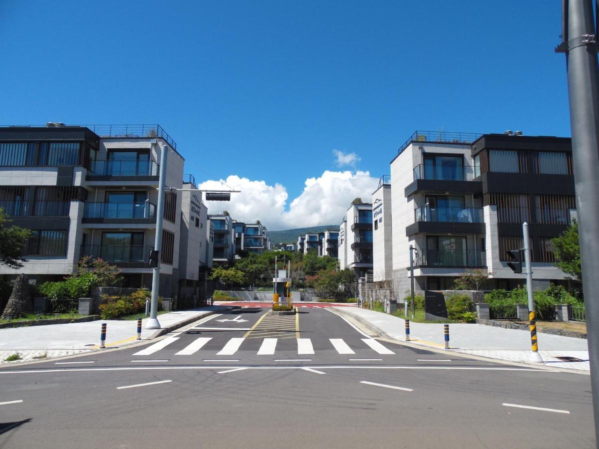 Healthcare Town Resort Seogwipo Exterior photo