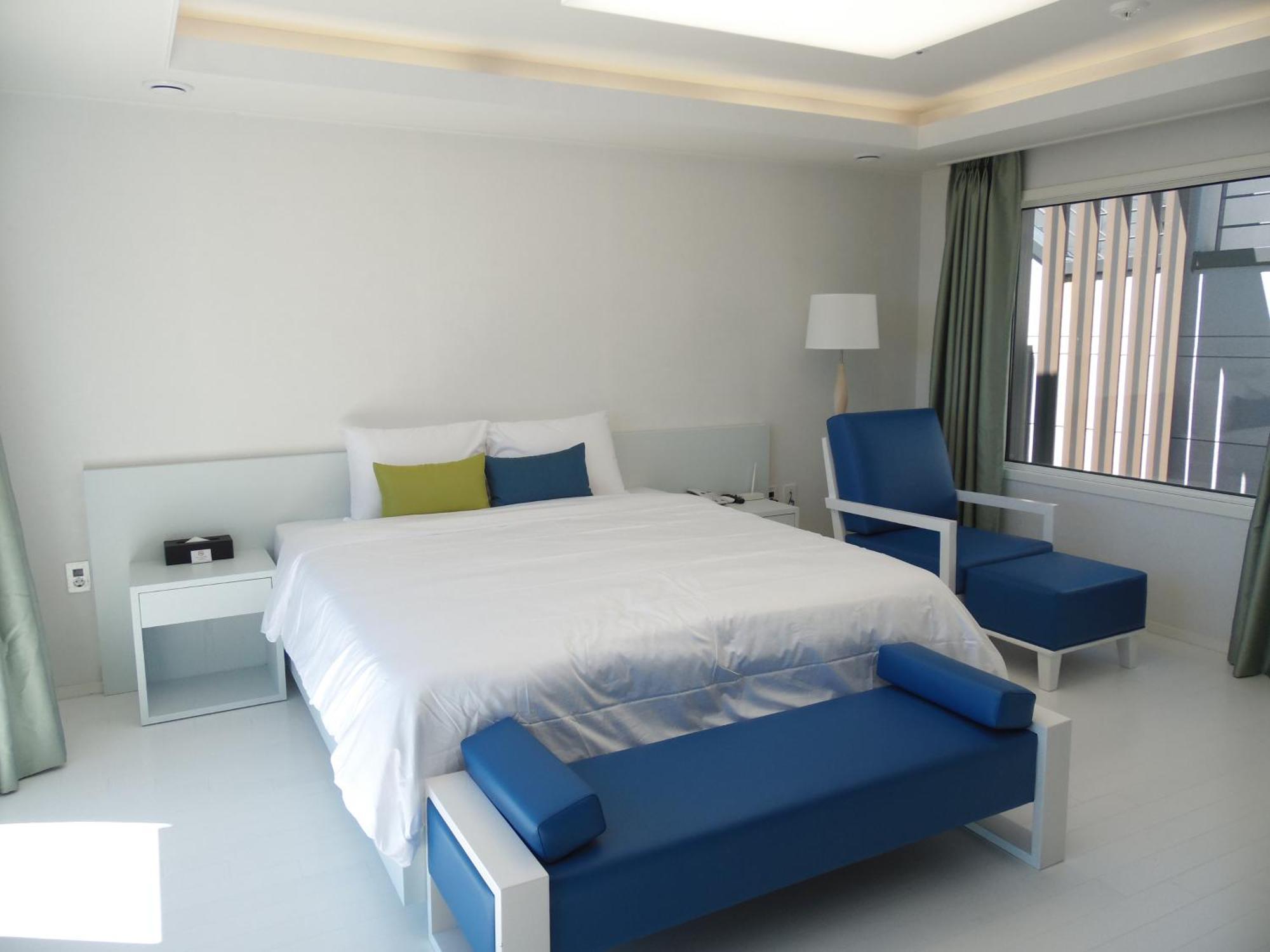 Healthcare Town Resort Seogwipo Exterior photo